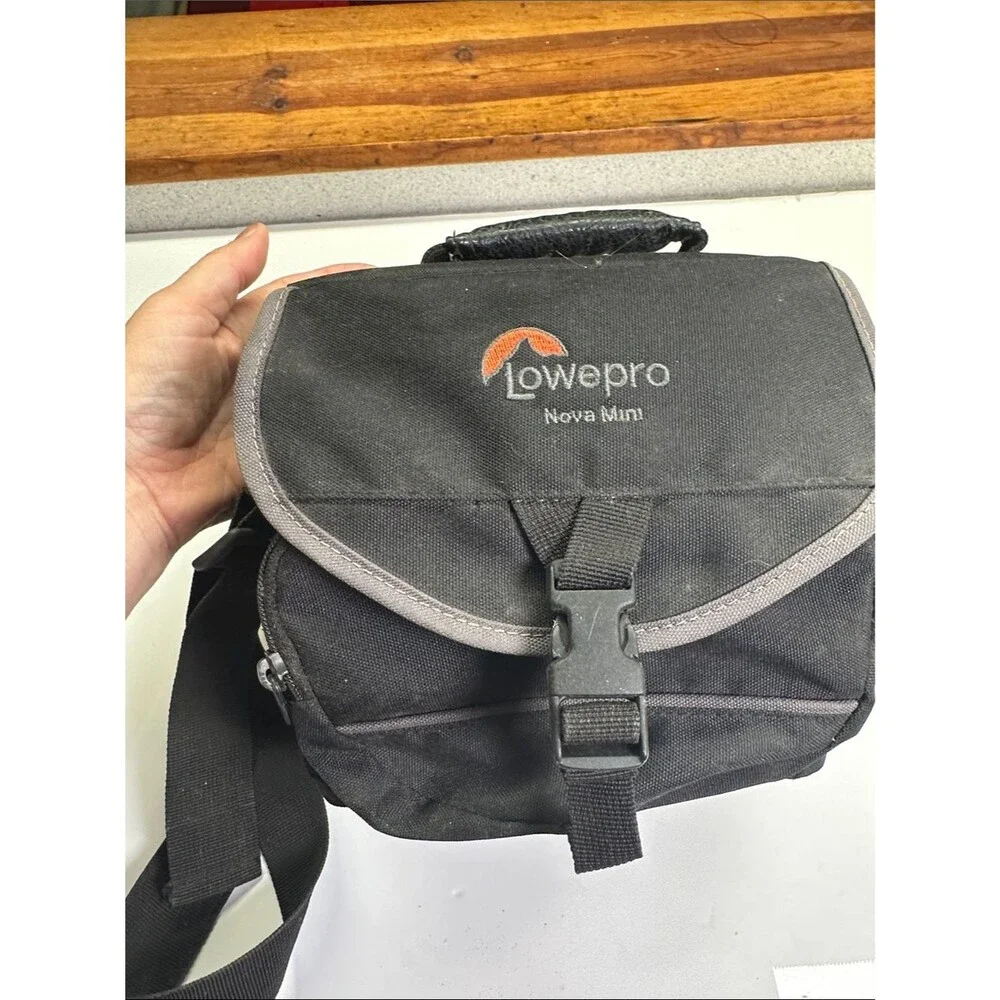 Lowepro Nova Mini Padded Camera Bag with Adjustable Strap